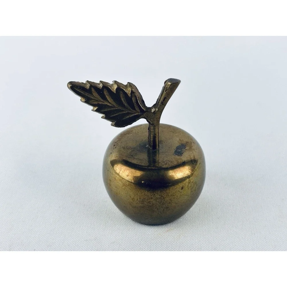 Vintage Brass Apple w/Stem & Leaf Fruit Small Decor Gift Teacher Paperweight